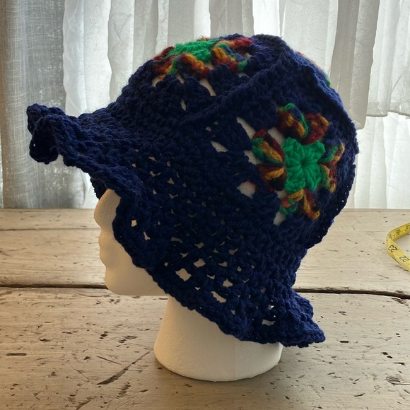 Crocheted granny square bucket hat - Picture 1 of 5